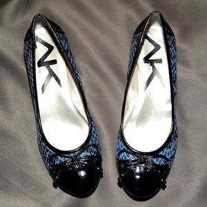 Anne Klein Wedge Shoes Size 9